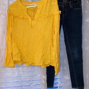 Girls outfit (2 tops & 1 pair of jeans)